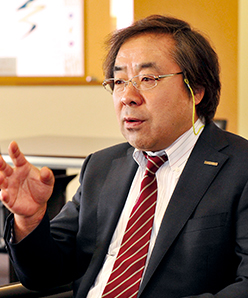 山本昌作氏